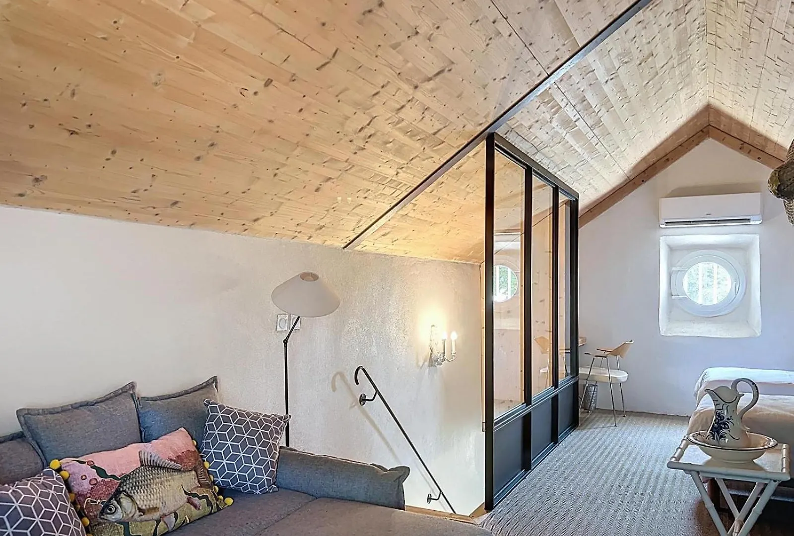 Maisons Ooyat Гропьер 0*,  Франция